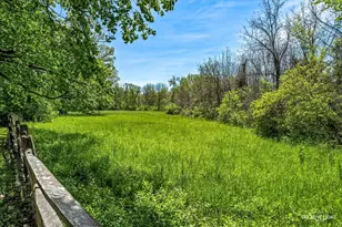 33W451 Surrey Rd, Wayne, IL 60184 - Photo 13