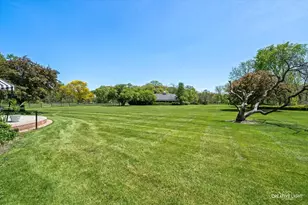 33W451 Surrey Rd, Wayne, IL 60184 - Photo 11