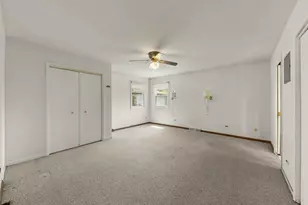3741 Emerson St, Schiller Park, IL 60176 - Photo 15