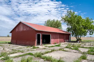 1274 Whitney Rd, Amboy, IL 61310 - Photo 25