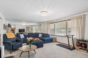 7356 W Addison St, Chicago, IL 60634 - Photo 3