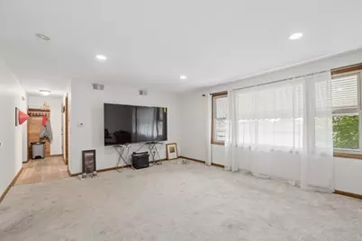 7356 W Addison Street, Chicago, IL 60634 - Photo 15