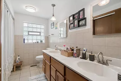7356 W Addison Street, Chicago, IL 60634 - Photo 9