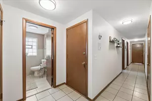 7356 W Addison St, Chicago, IL 60634 - Photo 7