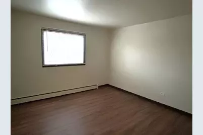 1300 Getzelman Drive #6, Elgin, IL 60123 - Photo 5