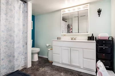 410 Elgin Street, Cherry Valley, IL 61016 - Photo 37
