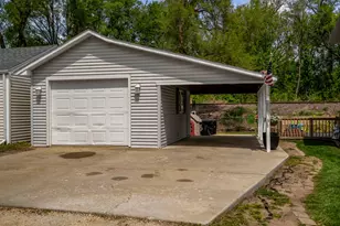 410 Elgin St, Cherry Valley, IL 61016 - Photo 3