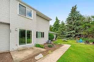 1837 Kerrybrook Ct, Sycamore, IL 60178 - Photo 17