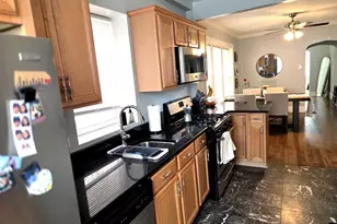 3005 N Kolmar Ave, Chicago, IL 60641 - Photo 3