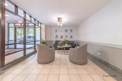 811 S Lytle Street #410, Chicago, IL 60607 - Photo 3
