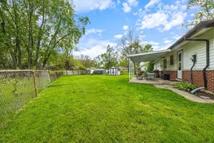 948 Carswell Ct, Elk Grove Village, IL 60007 - Photo 19