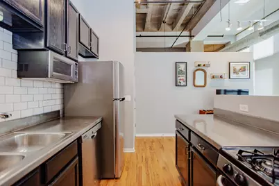 1645 W Ogden Avenue #338, Chicago, IL 60612 - Photo 7