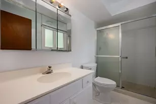 2626 Farnsworth Ln, Northbrook, IL 60062 - Photo 19