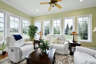 907 Middleton Ln, Inverness, IL 60010 - Photo 11