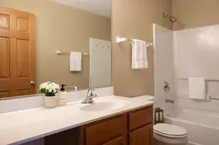 1447 Millbrook Dr, Algonquin, IL 60102 - Photo 13