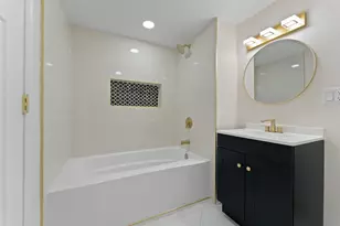 932 N Ridgeway Ave, Chicago, IL 60651 - Photo 27