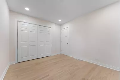 932 N Ridgeway Avenue, Chicago, IL 60651 - Photo 19
