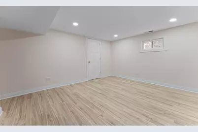932 N Ridgeway Avenue, Chicago, IL 60651 - Photo 25
