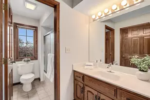 2S517 Danbury Dr, Glen Ellyn, IL 60137 - Photo 33