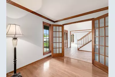 2S517 Danbury Drive, Glen Ellyn, IL 60137 - Photo 11