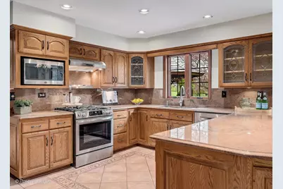 2S517 Danbury Drive, Glen Ellyn, IL 60137 - Photo 21