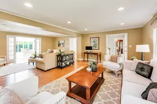 363 Anjou Dr, Northbrook, IL 60062 - Photo 7