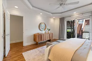 2043 N Bissell St, Chicago, IL 60614 - Photo 13