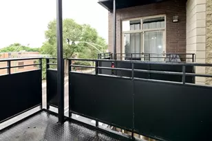 2933 N Clybourn Ave, Chicago, IL 60618 - Photo 11