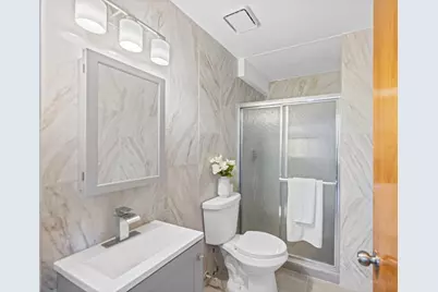 725 N 8th Avenue, Addison, IL 60101 - Photo 9