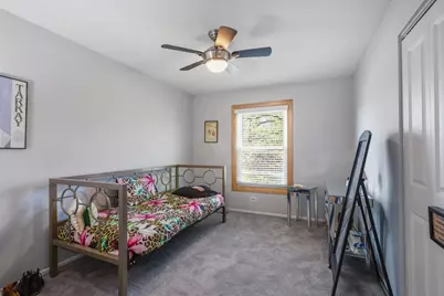 879 Burgess Circle, Buffalo Grove, IL 60089 - Photo 17