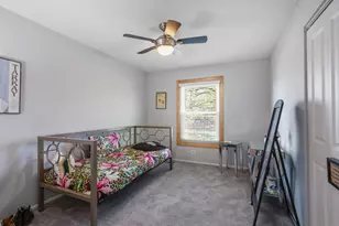 879 Burgess Cir, Buffalo Grove, IL 60089 - Photo 17