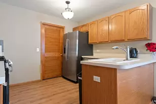 2805 Packford Ln, Aurora, IL 60502 - Photo 13