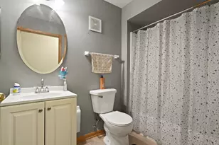 2805 Packford Ln, Aurora, IL 60502 - Photo 5