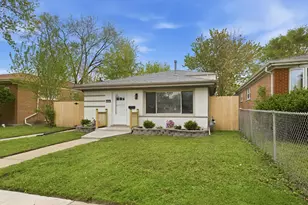 13947 S Saginaw Ave, Burnham, IL 60633 - Photo 1