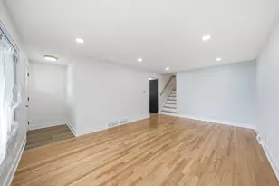 13947 S Saginaw Ave, Burnham, IL 60633 - Photo 5