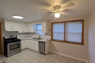 5543 W Edmunds St, Chicago, IL 60630 - Photo 3