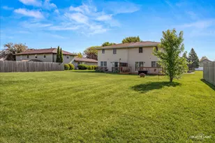 611 S Raven Rd, Shorewood, IL 60404 - Photo 15