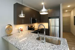 700 E Algonquin Rd, Schaumburg, IL 60173 - Photo 3