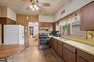 5849 W Eddy St, Chicago, IL 60634 - Photo 9