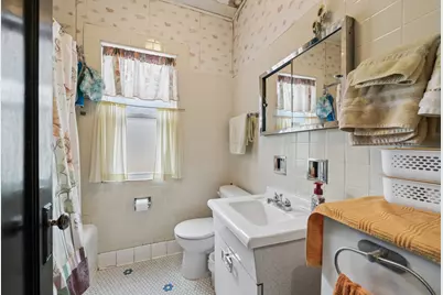 5849 W Eddy Street, Chicago, IL 60634 - Photo 13