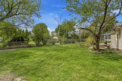 2627 Dana Avenue, Waukegan, IL 60087 - Photo 5
