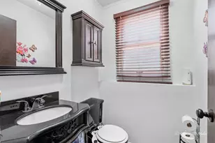 2627 Dana Ave, Waukegan, IL 60087 - Photo 27