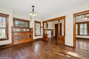 306 E Diggins St, Harvard, IL 60033 - Photo 7
