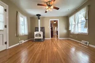 516 W 2nd St, Momence, IL 60954 - Photo 25