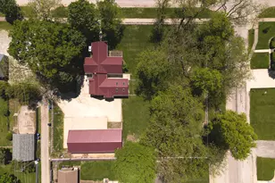 516 W 2nd St, Momence, IL 60954 - Photo 7
