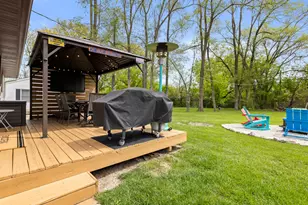 37127 N Hillside Dr, Lake Villa, IL 60046 - Photo 17