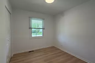 1161 Parker Ln, Buffalo Grove, IL 60089 - Photo 13