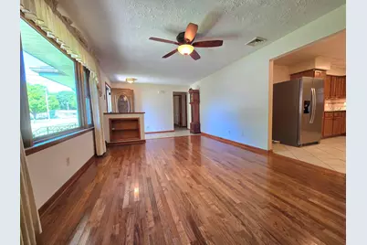 330 W Second South Street, Chebanse, IL 60922 - Photo 15