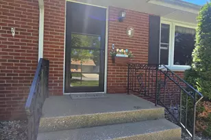 330 W 2nd S St, Chebanse, IL 60922 - Photo 9
