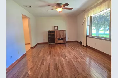 330 W Second South Street, Chebanse, IL 60922 - Photo 13